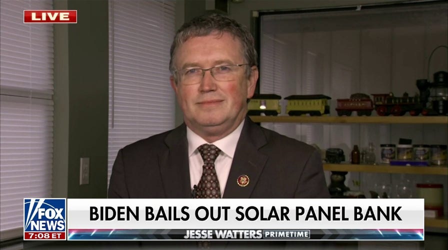 Biden admin is going all in on the first two or three banks and saying, 'Trust us': Rep. Massie