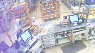 Dallas police search for suspect who killed 7-Eleven employee: video - Fox News