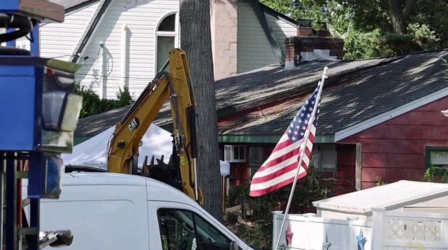 Police use heavy equipment to search Rex Heuermann’s home