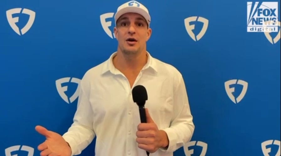 Rob Gronkowski calls for overhaul in NFL officiating