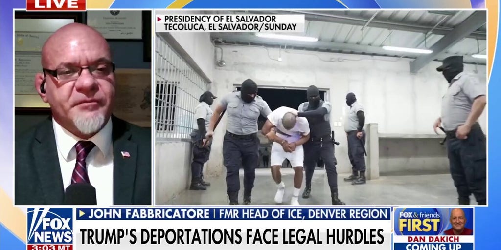 Trump demands Supreme Court intervene in deportation flight battle: 'Toxic and unprecedented'