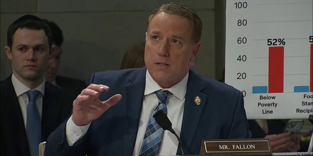 Social media erupts over tense moment between Walz and GOP Rep.