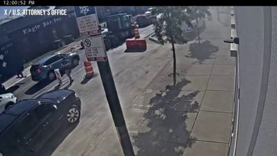 SUV slams into ICE vehicle amid Chicago immigration operation