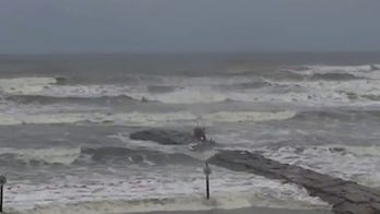 Hurricane Laura closes in: Tropical storm force winds reach Louisiana as rains, incoming tide converge