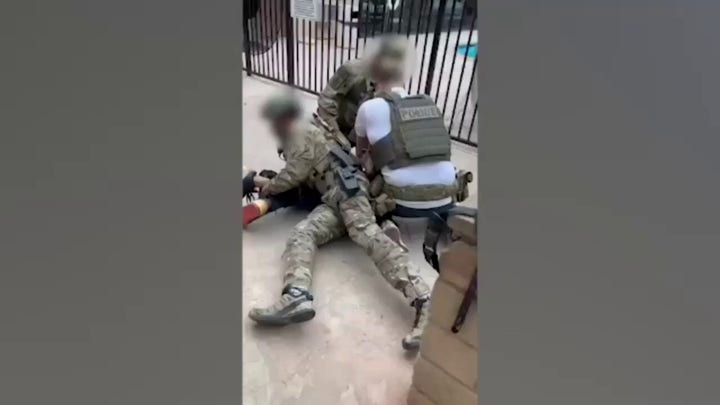ICE agents confiscate knife from illegal immigrant, arrest others in West Coast takedowns