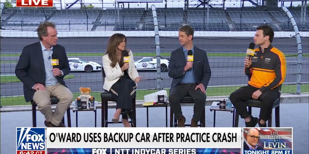 IndyCar driver pays emotional tribute to Kyle Busch