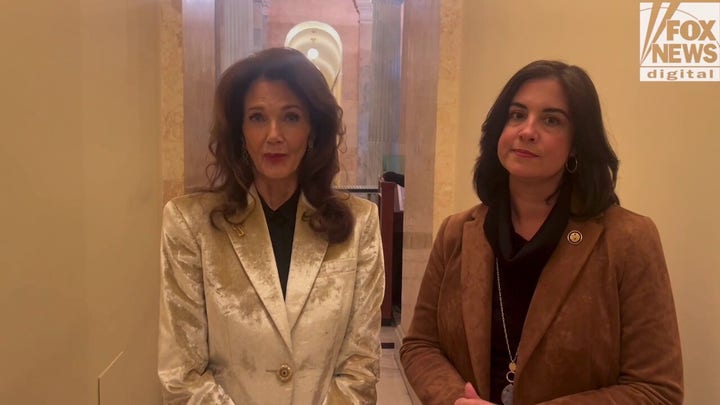 'Wonder Woman' star Lynda Carter pushes for new D.C. museum