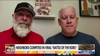 Arizona neighbors turn political differences into Thanksgiving lesson: 'We have to move forward'