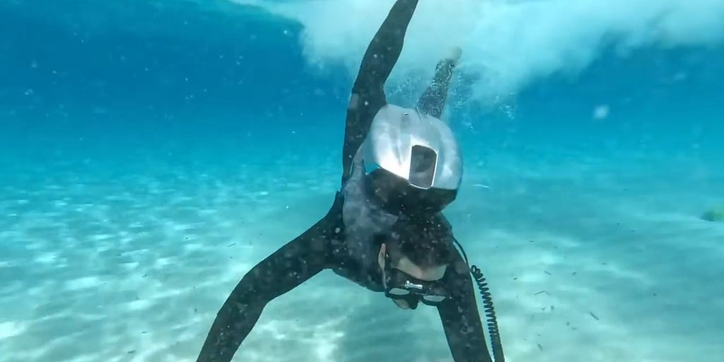 'CyberGuy': Underwater backpack jet system lets you explore the depths like never before