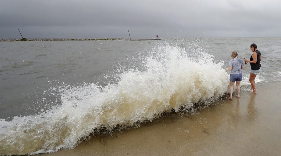 Cristobal downgraded to tropical depression, batters Gulf Coast with rain