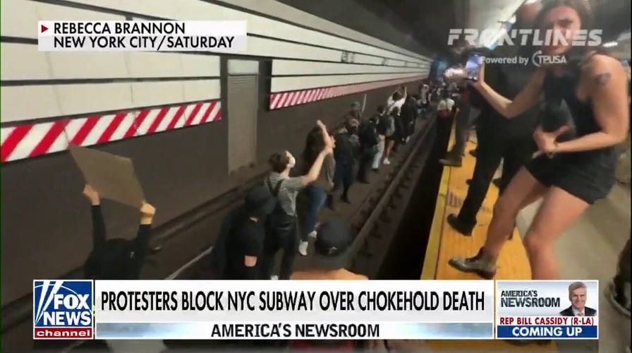 Protesters block NYC subway tracks over chokehold death
