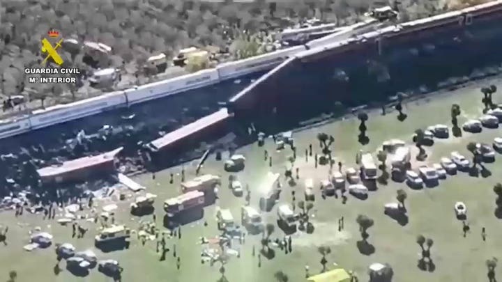 Un accidente de tren en España se cobra decenas de víctimas mortales