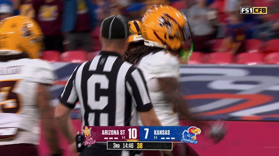 Jaren Hamilton takes it to the house for 100-yard kickoff return TD, extending Arizona State's lead over Kansas 