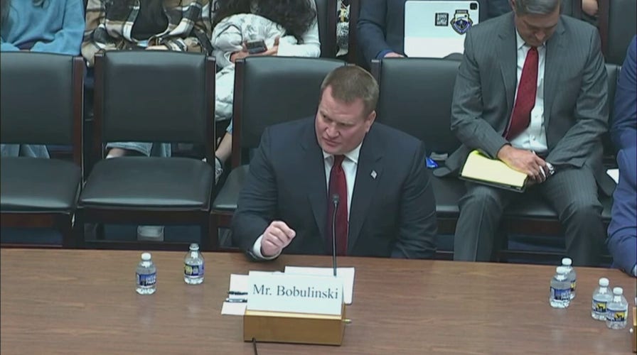 Tony Bobulinski says he's 'disgusted' that Democratic rep 'scurried' out of hearing