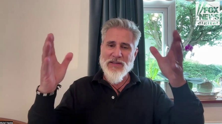Retired special forces officer breaks down Michael Brown and Travis Decker’s chances in the wild