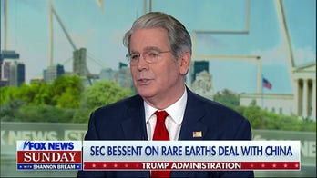 Bessent calls out Hakeem Jeffries over 'ignorant' comment on Trump's Asia trip