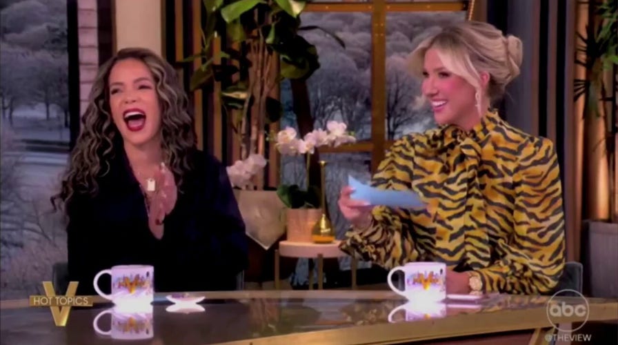 'The View' co-hosts warn guest host Savannah Chrisley to ignore hateful comments from critics