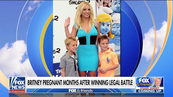 Britney Spears fans fear for her mental health after pregnancy announcement