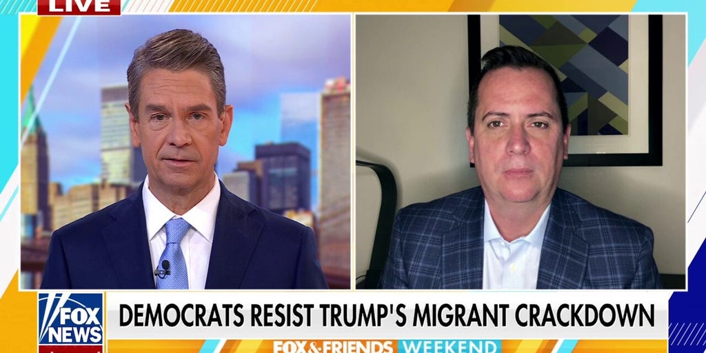 Chicago Democrats criticized for 'shameful' attacks on ICE agents