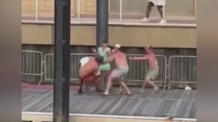 Alabama riverfront brawl: Video shows fight over parked pontoon boat