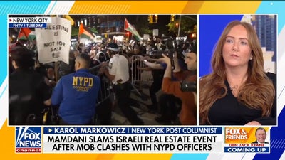 Anti-Israel mob clashes with NYPD outside synagogue