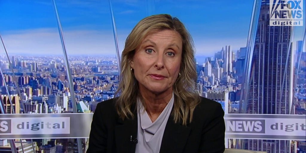 How to save your relationship from loud snoring, according to a sleep expert