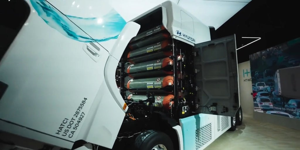 'CyberGuy': Hydrogen fuel cell trucks hit the roads in Georgia