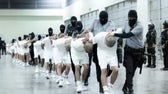Los medios rechazan a Trump, ¿Acogen pandillas?