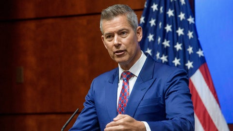 WATCH LIVE: Transportation Secretary Sean Duffy holds a press conference on the Newark Airport runway reopening - Fox News