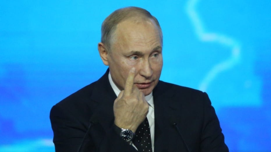 Putin: Foreign interference in Ukraine invasion would lead to consequences 'never seen'