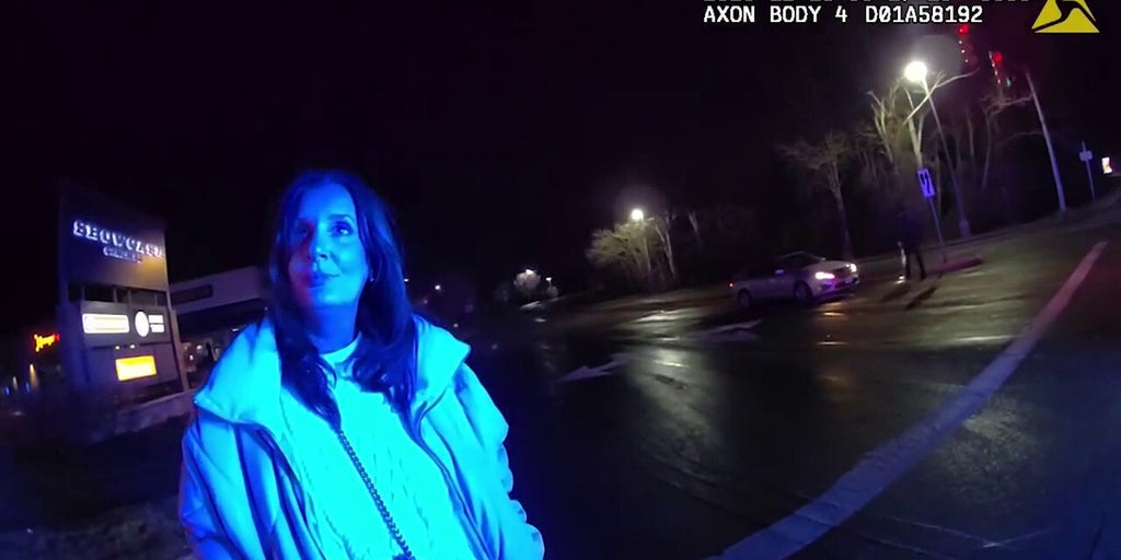 Prominent Rhode Island Democrat tells police officer, 'You know who I am?' during traffic stop