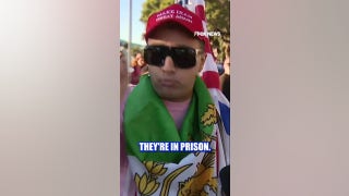 Manifestante iraní critica a los demócratas: «¿Cómo podéis permanecer en silencio?».