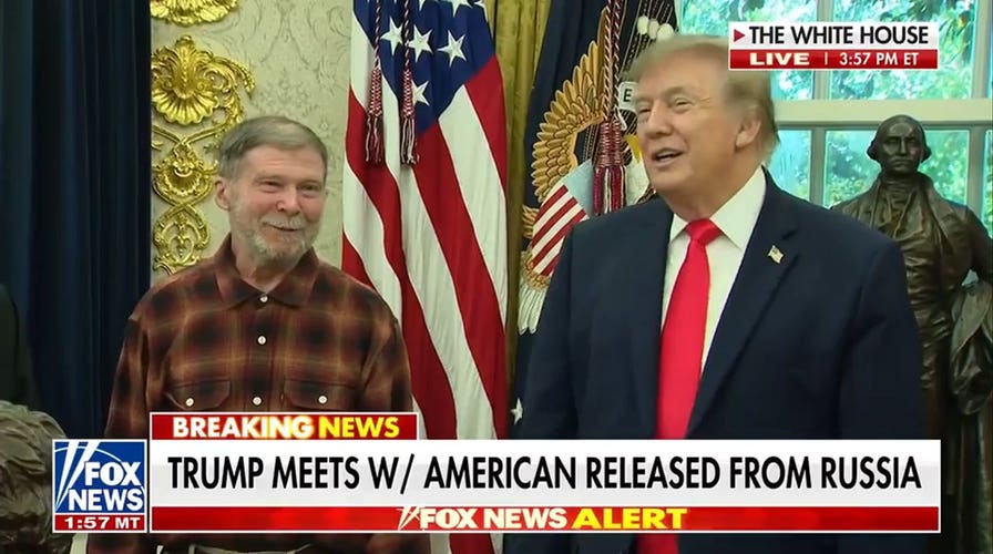 Trump meets with American released from Russian prison