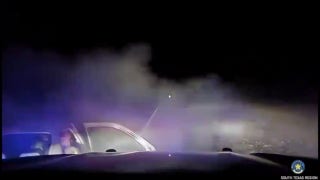 2 migrant smugglers lead Texas troopers on wild vehicle pursuit before arrest - Fox News