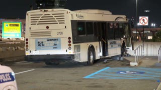Newark airport shuttle bus slams into concrete barrier, injuring 13