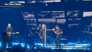 Jon Bon Jovi lets Train frontman Pat Monahan take over during Madison Square Garden concert