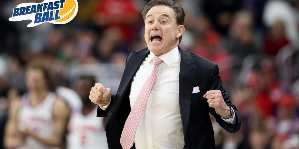 Arkansas beats St. John's, Rick Pitino to blame for the loss? | Breakfast Ball