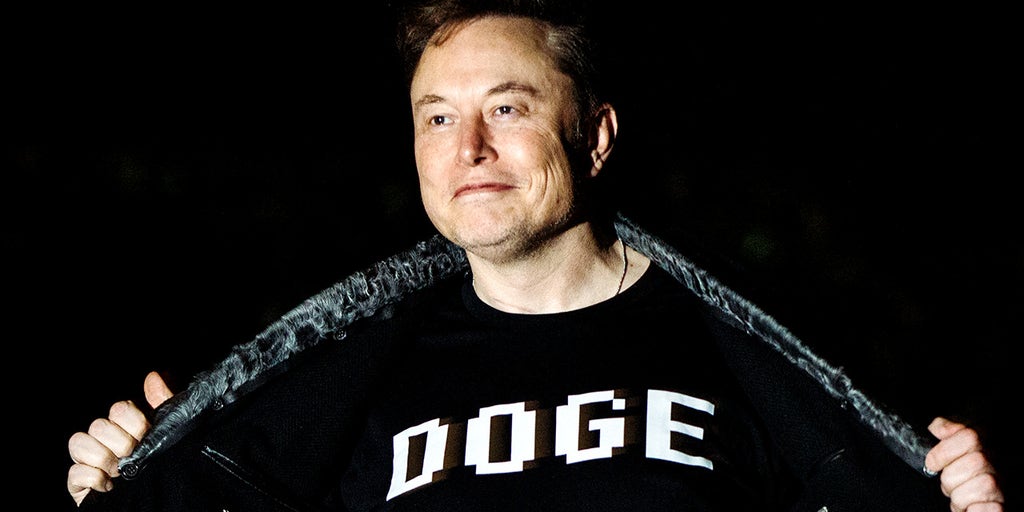 WATCH LIVE: Elon Musk holds an America PAC town hall in Green Bay, Wisconsin