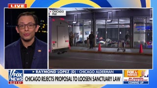 Chicago Democrat rips city's 'outrageous' refusal to work with ICE agents: 'Whole new low' - Fox News