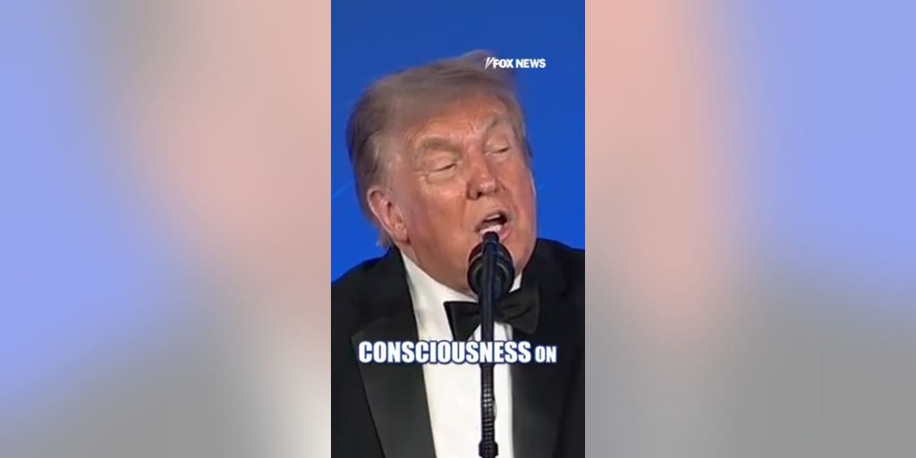 Trump takes center stage at WHCA dinner with jokes
