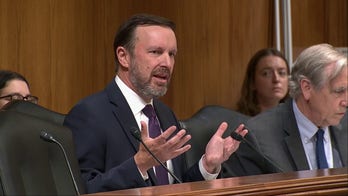 Dem senator takes aim at Trump's viewpoint diversity policy, calls it 'micromanaging' colleges