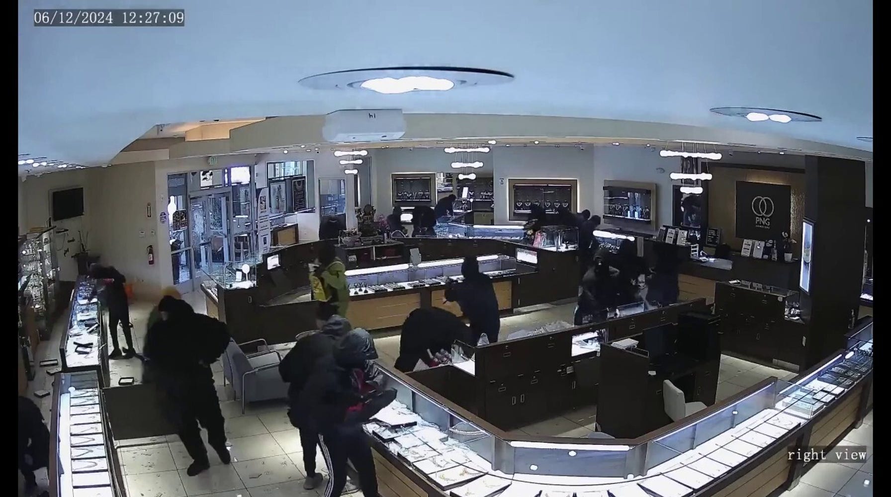 Bay Area Jewelry Store Robbed in Shocking Smash-and-Grab