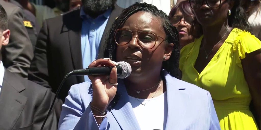 Rep. LaMonica McIver pleads not guilty in Newark ICE facility incident