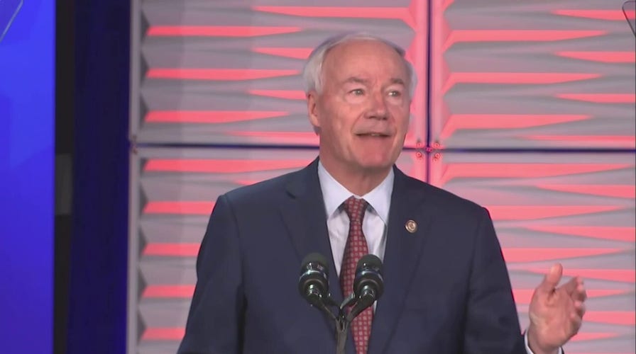 Asa Hutchinson tells Florida GOP there is 'significant likelihood' Trump will be found guilty