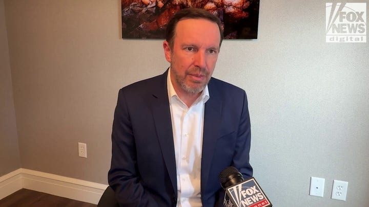 Democratic leadership member Sen. Chris Murphy urges ‘more effective leadership’ from Schumer