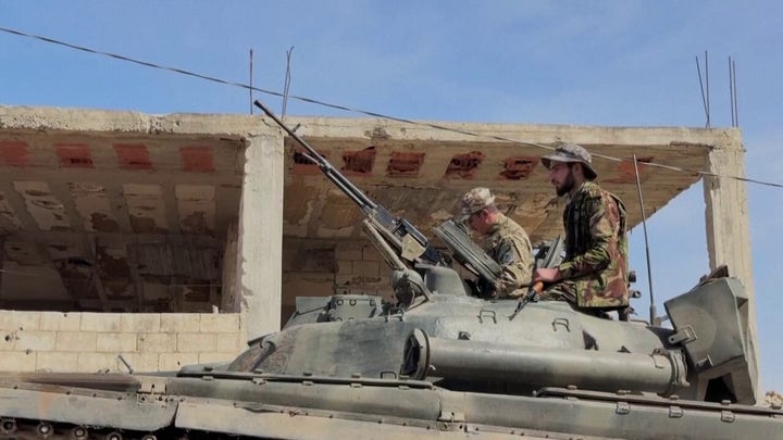 Syrian forces deploy to border area with Lebanon following clashes