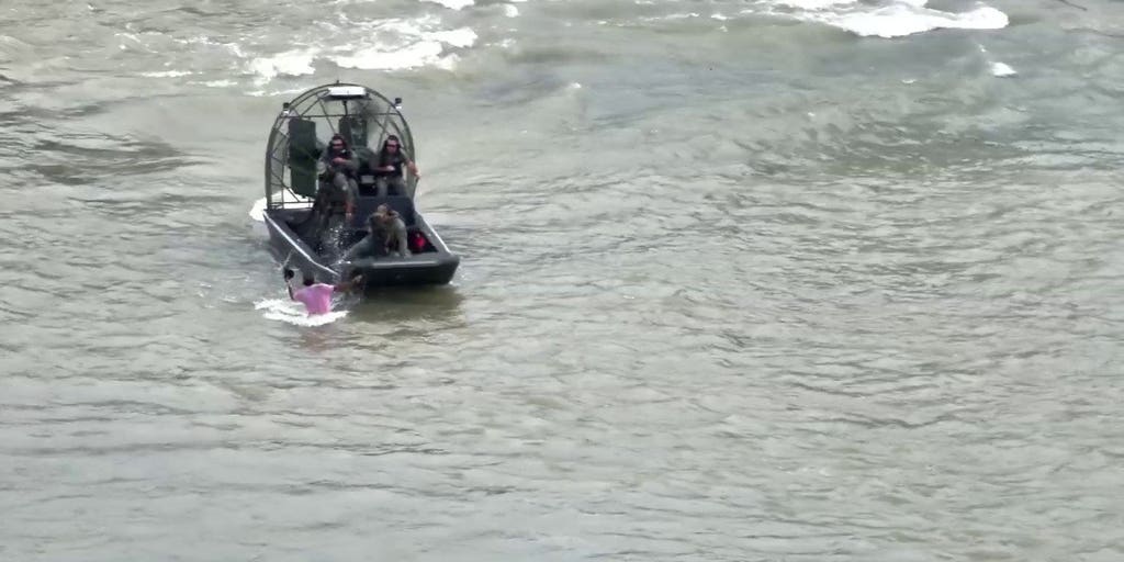 Human smuggling suspect from Mexico arrested in Rio Grande | Fox News Video