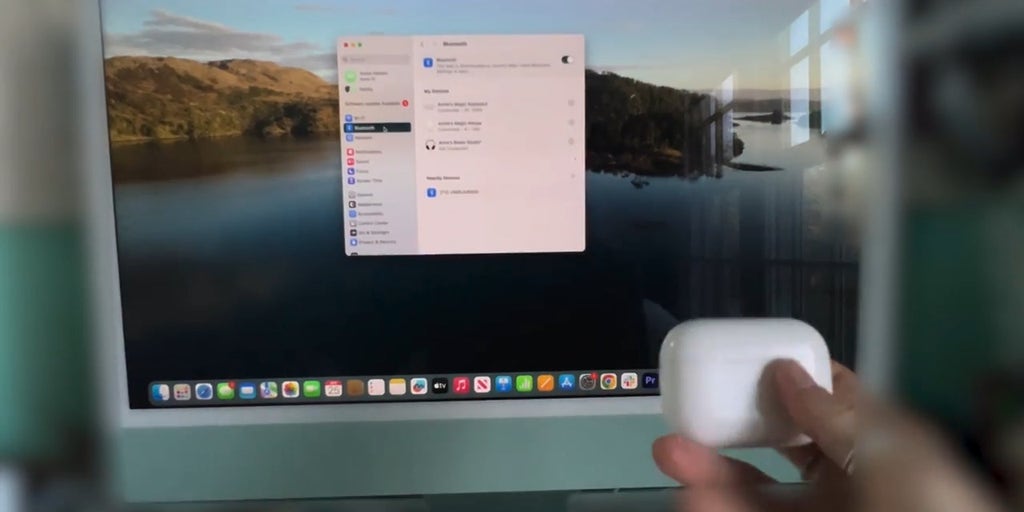 AirPods are compatible with your Mac desktop and MacBook laptops
