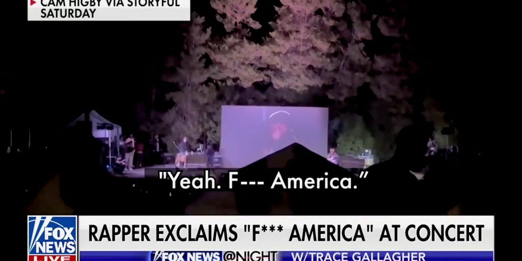 Macklemore declares 'f--- America' at concert