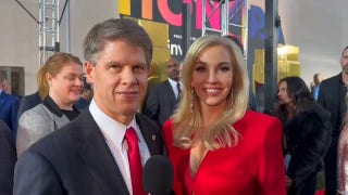 Chiefs owner Clark Hunt and his wife, Tavia, discuss the Taylor Swift effect - Fox News